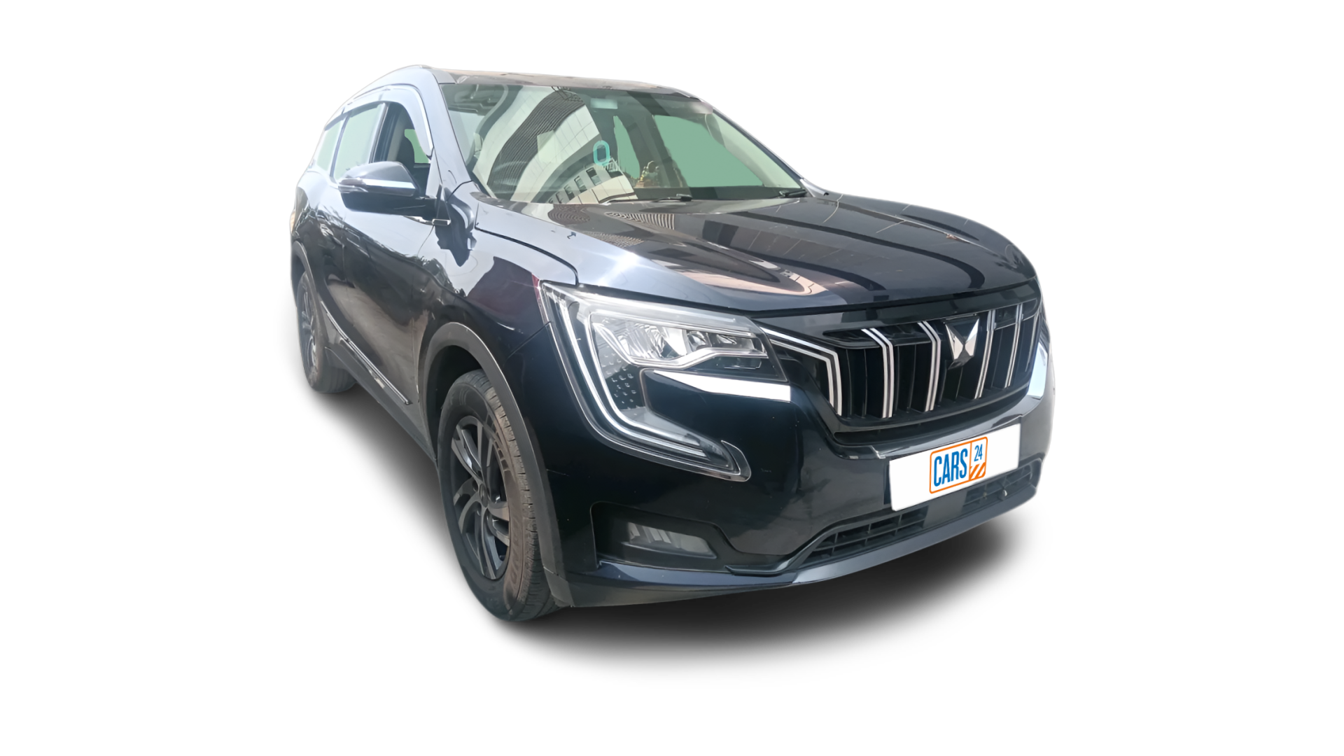 Mahindra XUV700-img